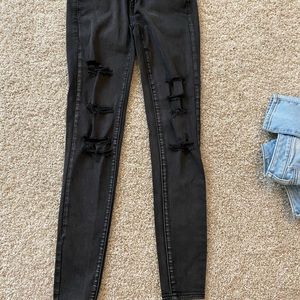 american eagle ripped skinny jeans